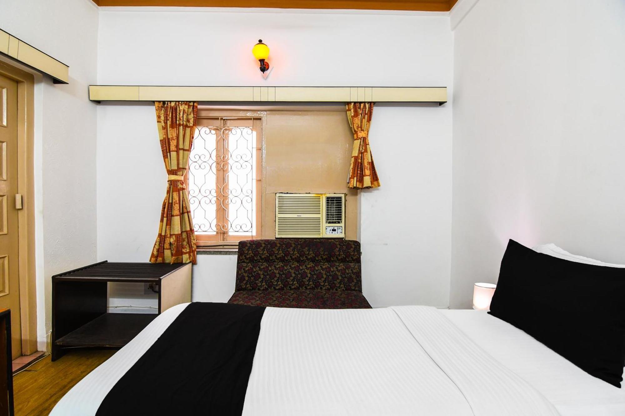 Hotel Super Collection O Salt Kolkata